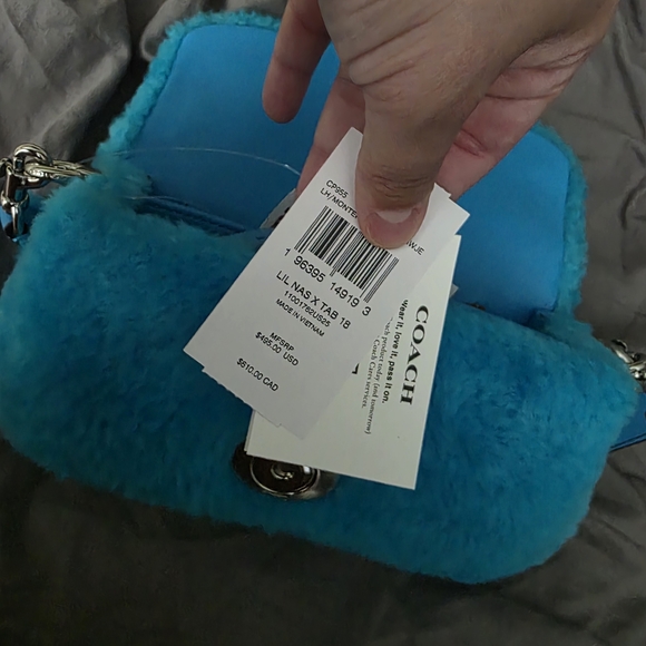 Coach x Lil Nas X 18 Vibrant Blue Faux Fur Shoulder Bag with Silver Hardware - Picture 4 of 9